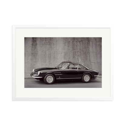 Black and White Ferrari 365