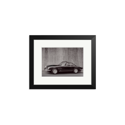 Black and White Ferrari 365